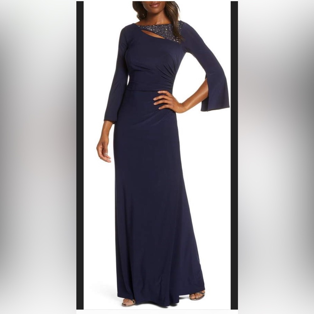VINCE CAMUTO Split Long Sleeve Trumpet Gown - NWOT - Picture 1 of 4